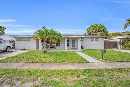 Villa in Hialeah, Miami-Dade