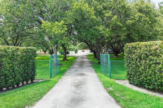 Villa in Southwest Ranches, Broward County