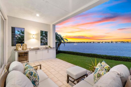 Residential complexes in North Palm Beach, Palm Beach