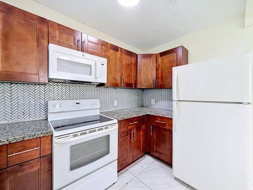 Villa in Hollywood, Broward County