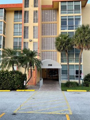 公寓楼  Sunny Isles Beach, Miami-Dade County