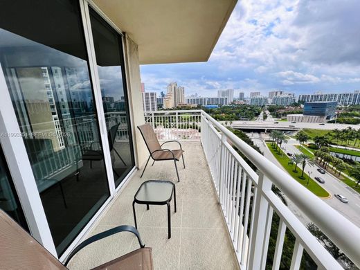 Residential complexes in Aventura, Miami-Dade
