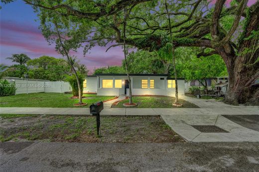 Villa in West Park, Broward County