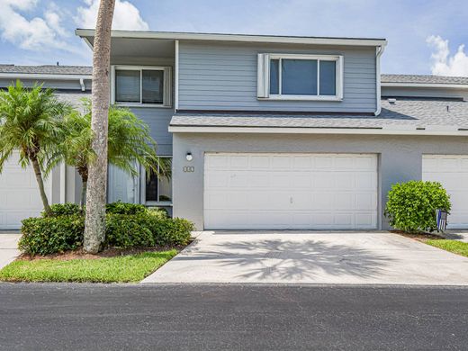 Residential complexes in Fort Pierce, Saint Lucie County