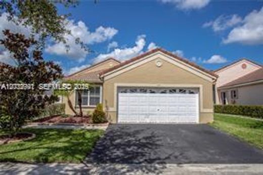 Villa - Weston, Broward County