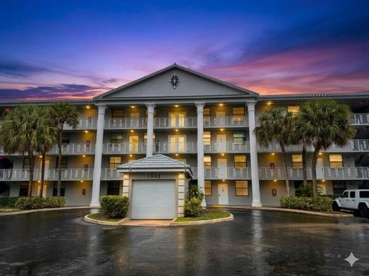 Residential complexes in Davie, Broward County