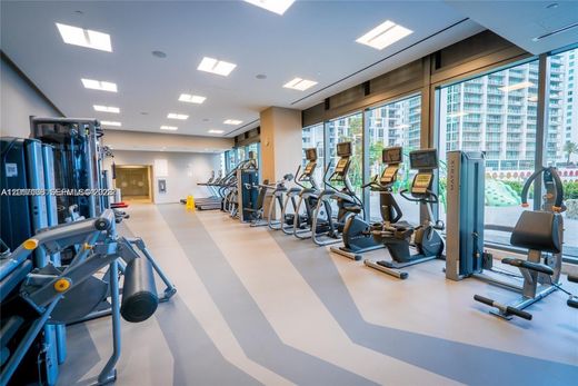 Residential complexes in Miami, Miami-Dade
