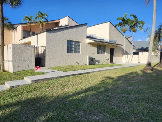Townhouse in Miami, Miami-Dade