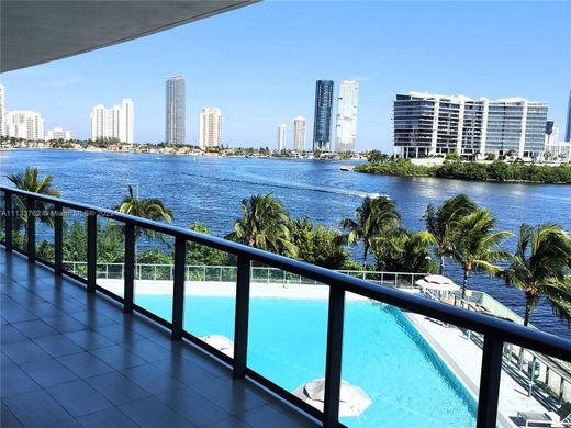 Residential complexes in Aventura, Miami-Dade