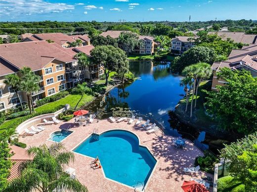 Residential complexes in Coral Springs, Broward County