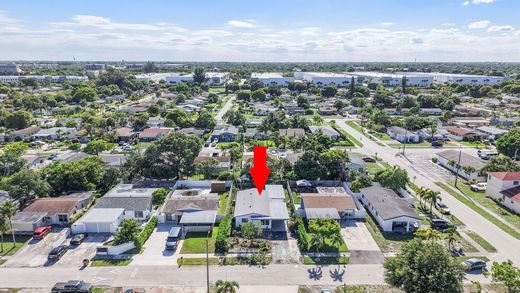 Villa in Deerfield Beach, Broward County