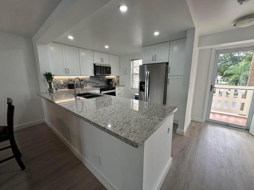 公寓楼  Dania Beach, Broward County