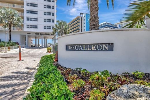 Residential complexes in Fort Lauderdale, Broward County