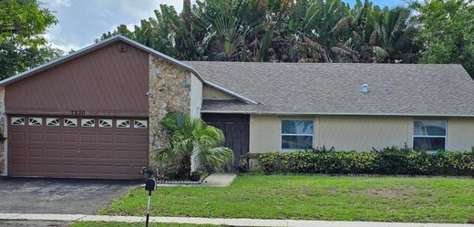 Villa in Lauderhill, Broward County