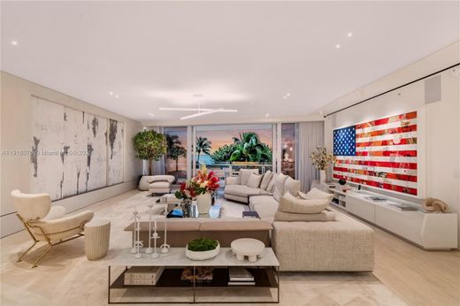 Residential complexes in Surfside, Miami-Dade