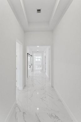 Villa Port Saint Lucie, Saint Lucie County