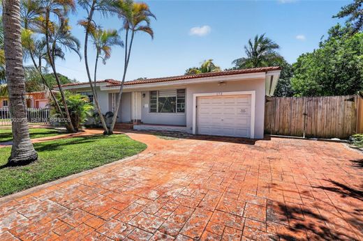 Villa in North Miami, Miami-Dade County