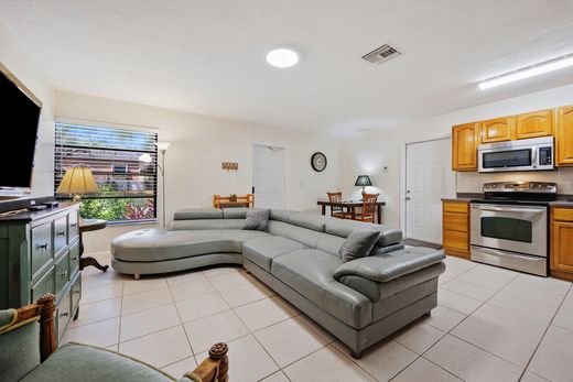 Residential complexes in North Palm Beach, Palm Beach