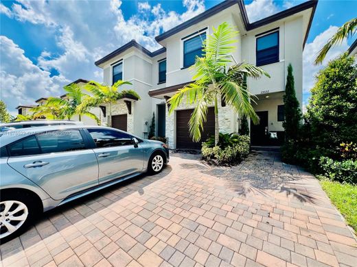 타운 하우스 / Homestead, Miami-Dade County