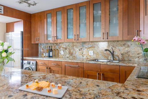 Complexos residenciais - Lauderdale-by-the-Sea, Broward County
