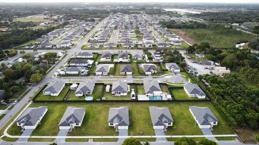 Willa w Homestead, Miami-Dade County
