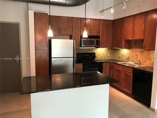 Wohnkomplexe in Miami, Miami-Dade County