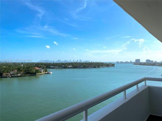 Complexes résidentiels à Miami Beach, Comté de Miami-Dade
