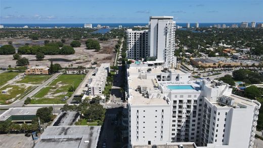 Residential complexes in Hollywood, Broward County