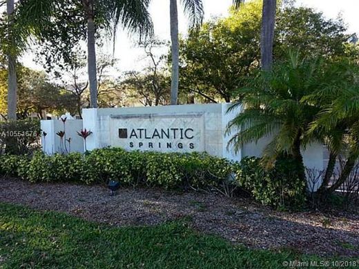 Residential complexes in Coral Springs, Broward County