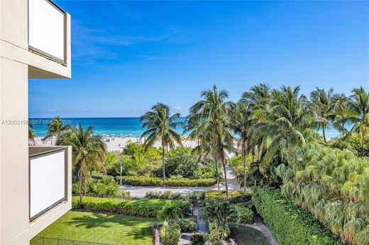 Residential complexes in Miami Beach, Miami-Dade