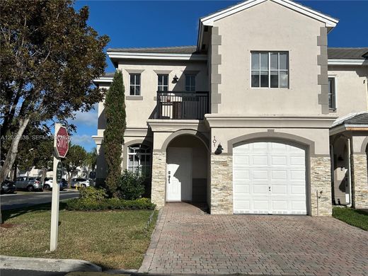 Kamienica w Miami, Miami-Dade County