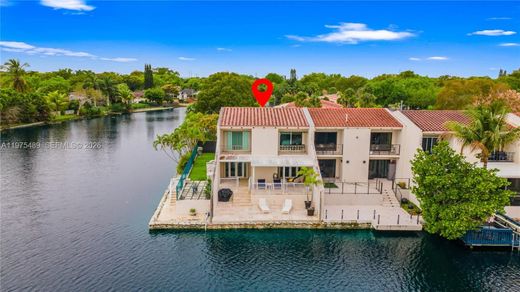 Dom miejski w Miami Lakes, Miami-Dade County