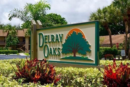 Delray Beach, Palm Beach Countyのアパートメント・コンプレックス