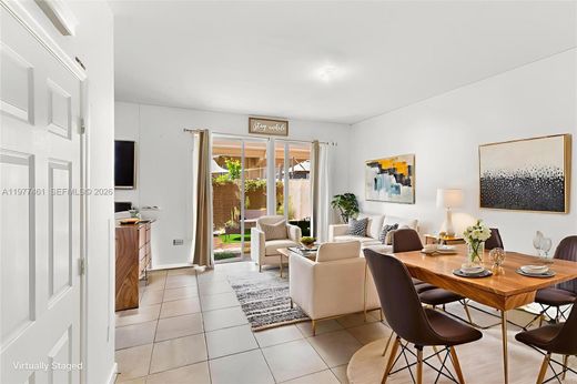 Townhouse in Miami, Miami-Dade