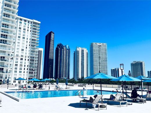 Residential complexes in Sunny Isles Beach, Miami-Dade