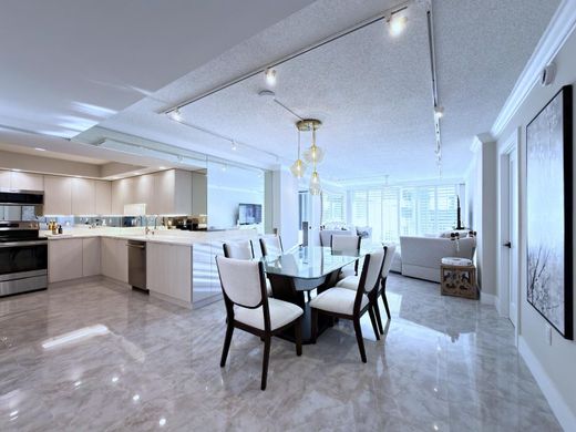 Appartementencomplex in South Palm Beach, Palm Beach County