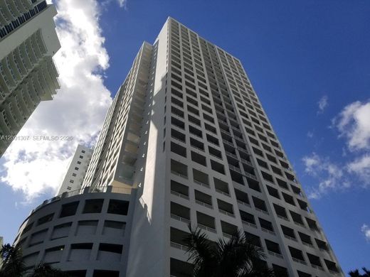 Komplex apartman Miami, Miami-Dade County