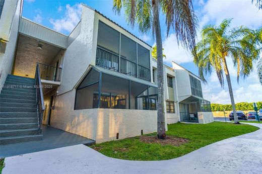 Complexes résidentiels à Miami, Comté de Miami-Dade