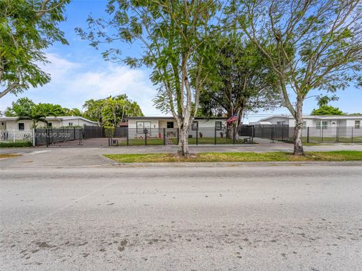 Villa in Miami, Miami-Dade