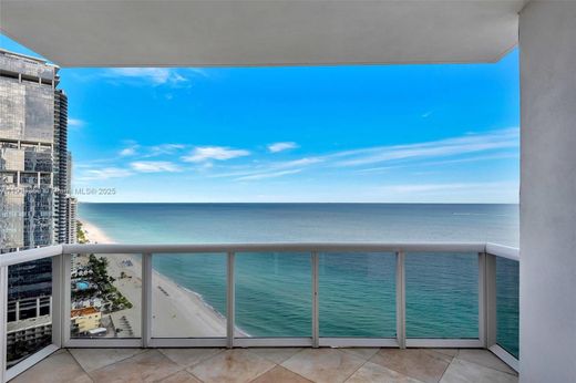 Kamienica w Sunny Isles Beach, Miami-Dade County
