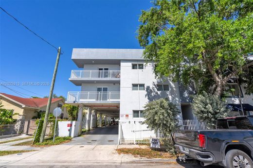 Residential complexes in Miami, Miami-Dade