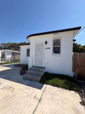 Villa in Miami Heights Trailer Park, Miami-Dade