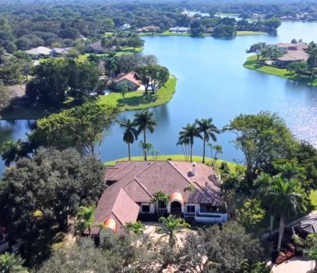 Villa in Parkland, Broward County