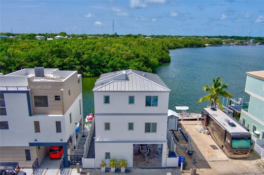 Villa - Key Largo, Monroe County