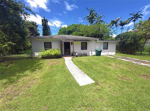 Villa - Miami, Miami-Dade County