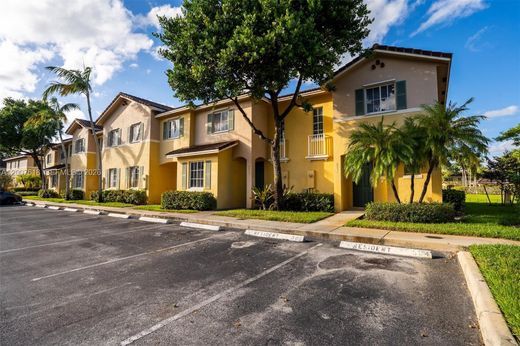 Şehir evi  North Lauderdale, Broward County