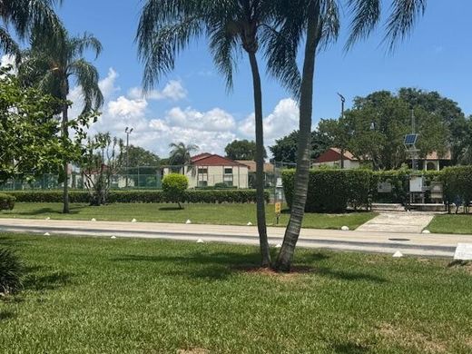Complexes résidentiels à West Palm Beach, Comté de Palm Beach