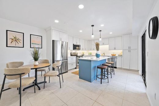 Townhouse in Jupiter, Palm Beach