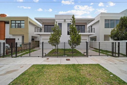 マイアミ, Miami-Dade Countyのヴィラ