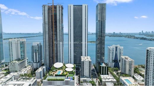 Komplex apartman Miami, Miami-Dade County